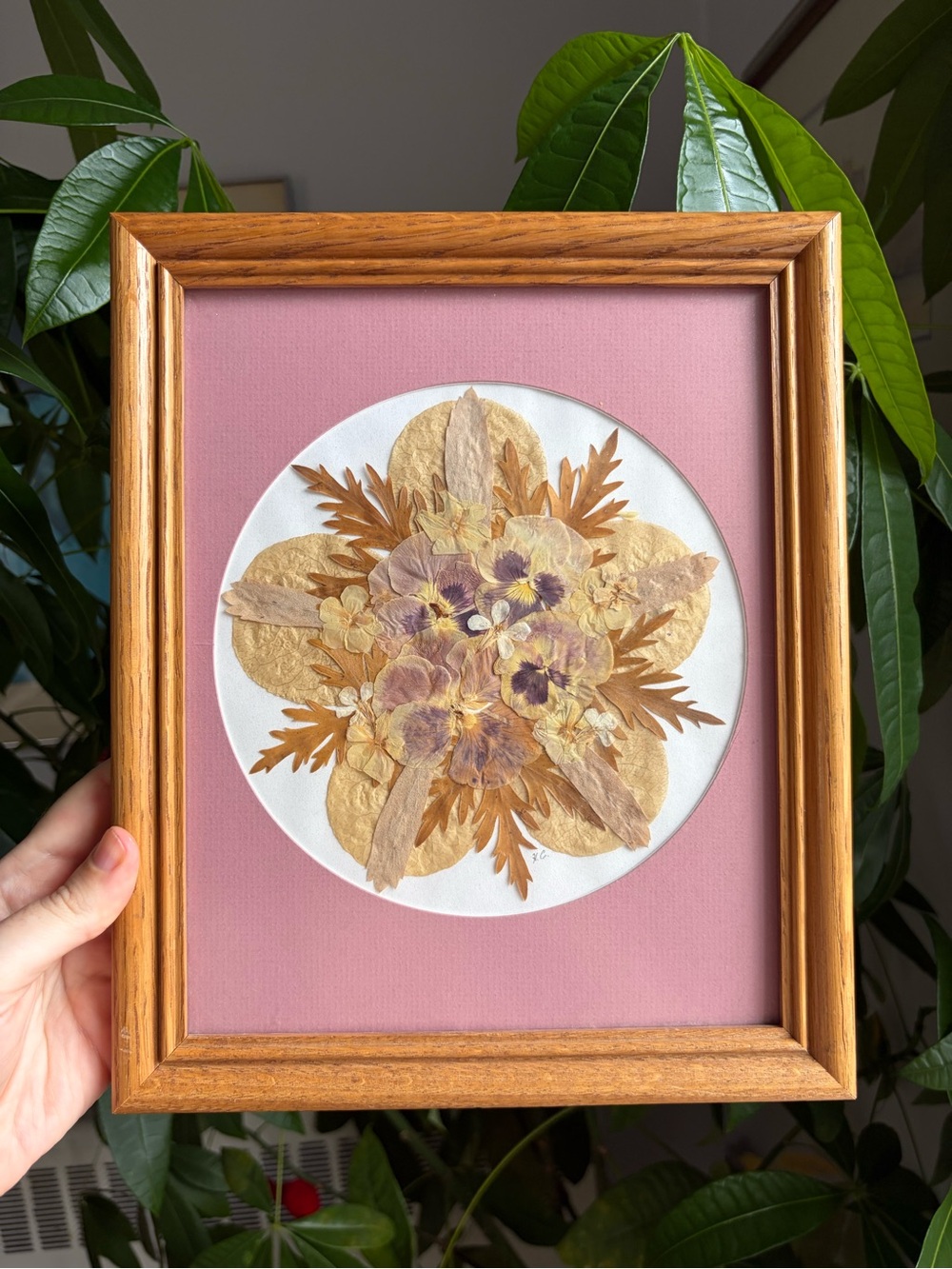 Handcrafted Pressed Flower Wall Art - Pink Matteing